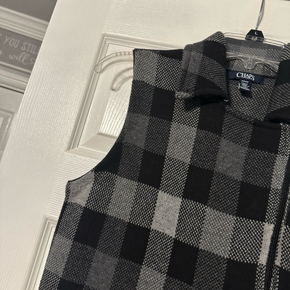 Chaps Women’s Buffalo Plaid Sweater Vest - Picture 5 of 12